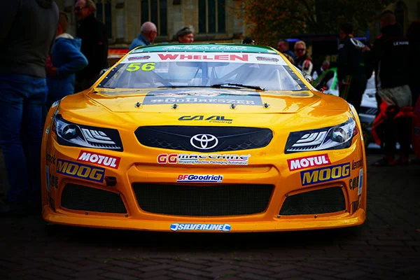Vinyl vehicle graphics in Indianapolis